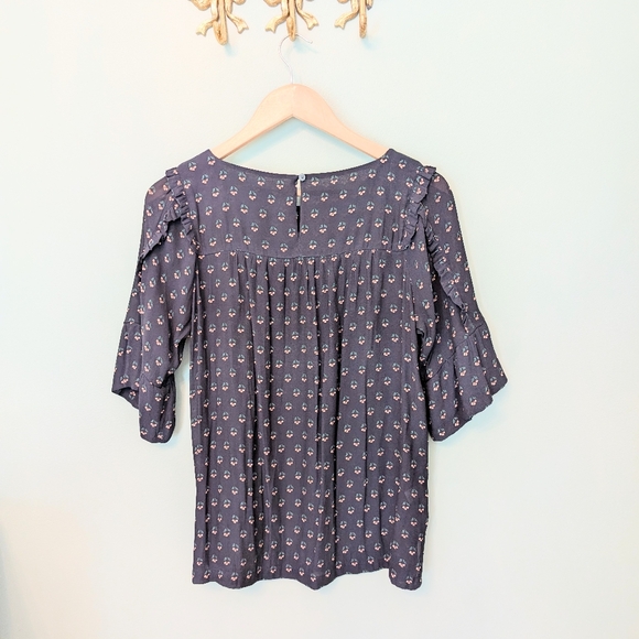 LOFT Ruffled Floral Top - Picture 4 of 5